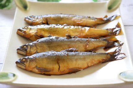 鮎の甘露煮 圧力鍋で骨まで柔らか 味が浸みこむ美味しい作り方 ふうらぼ